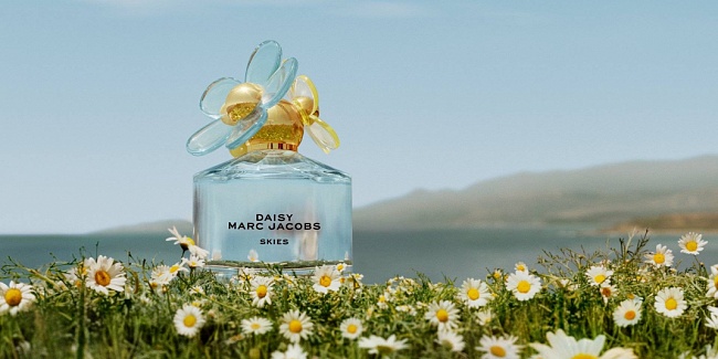 Посмотрите на рекламную кампанию Marc Jacobs «Daisy Skies»