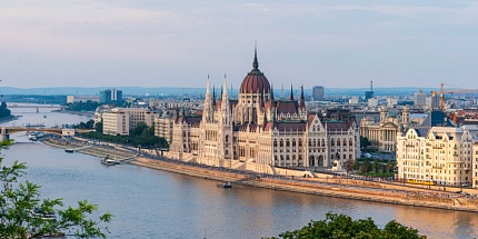 Новое за неделю: SP. Candle посвятили аромат Будапешту, лимитки Diptyque и Aerre