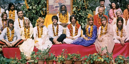Room 1015 посвятили Purple Mantra поездке The Beatles в Индию